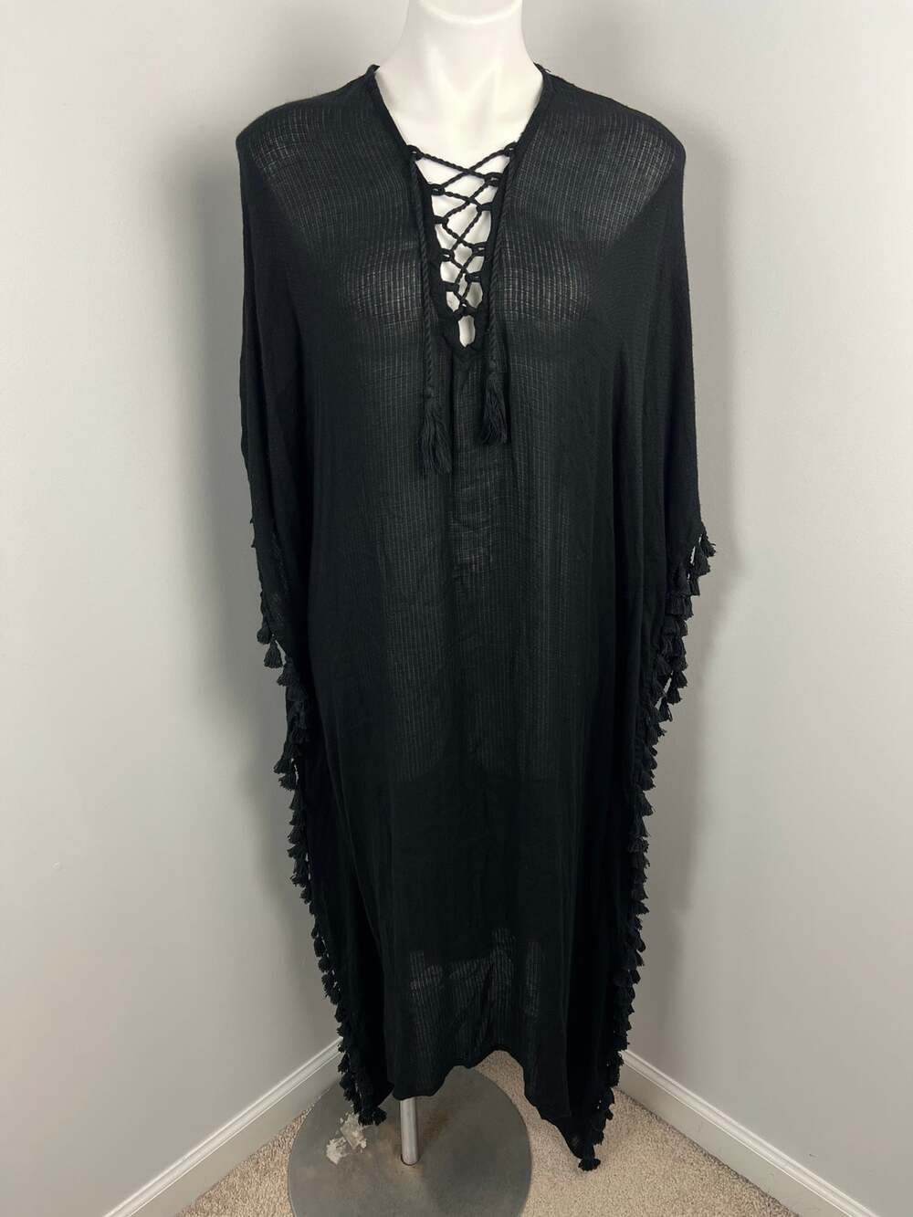 Walter Baker Acapulco Kaftan Tasseled Coverup in Black Beach Tropical Vacation